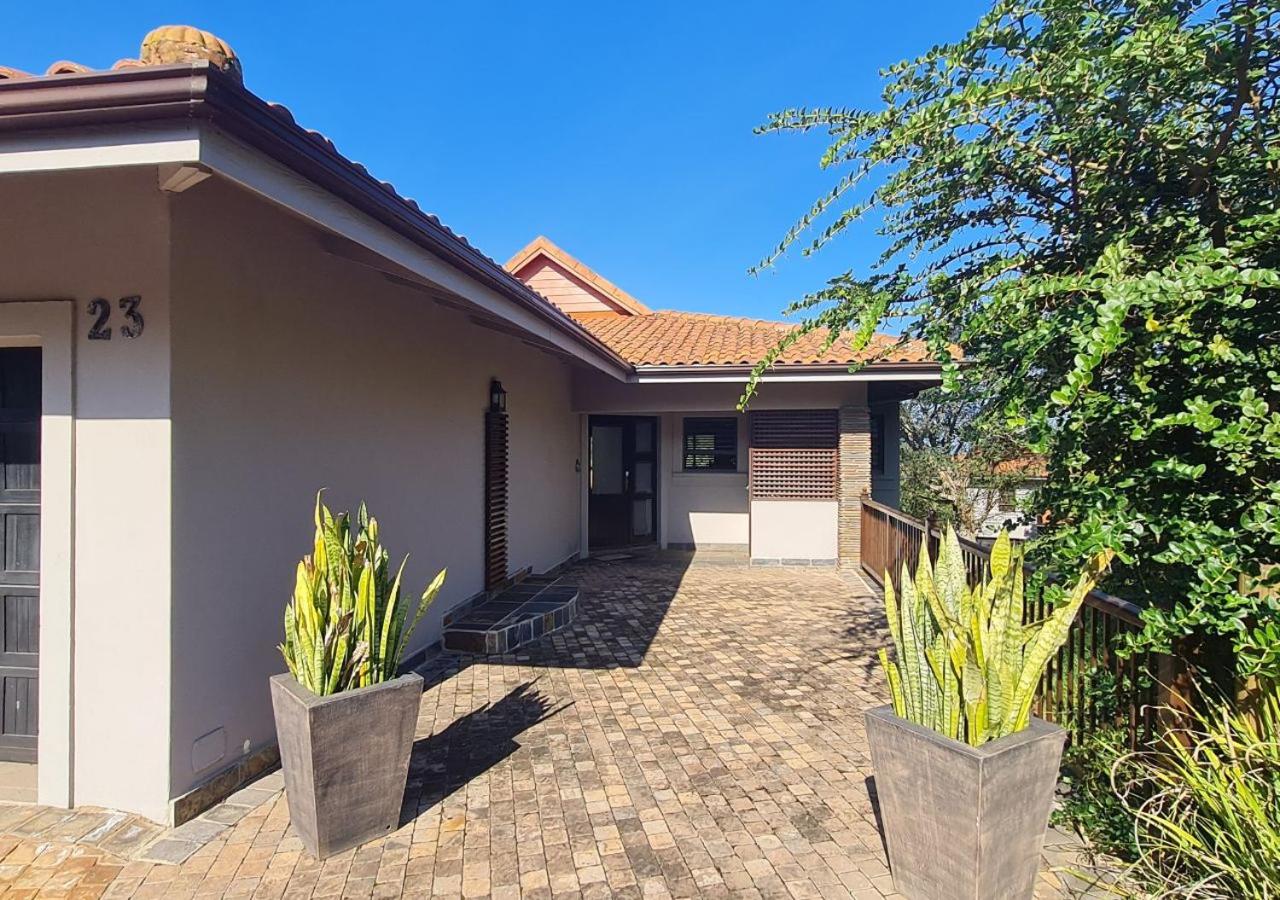 B&B Ballito - Zimbali KJ01 4 Bedroom Home - Bed and Breakfast Ballito