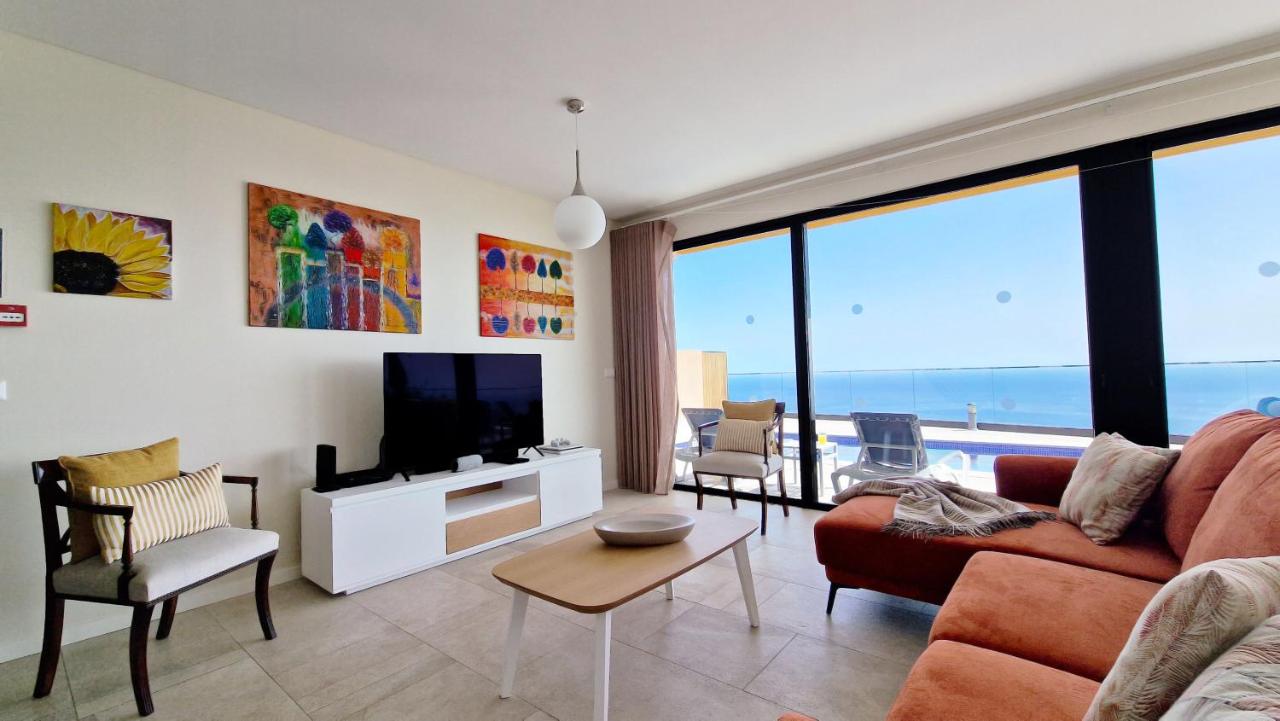 Eden Sun - A Modern Luxury Villa with a Panoramic View - Ferienwohnung Prazeres