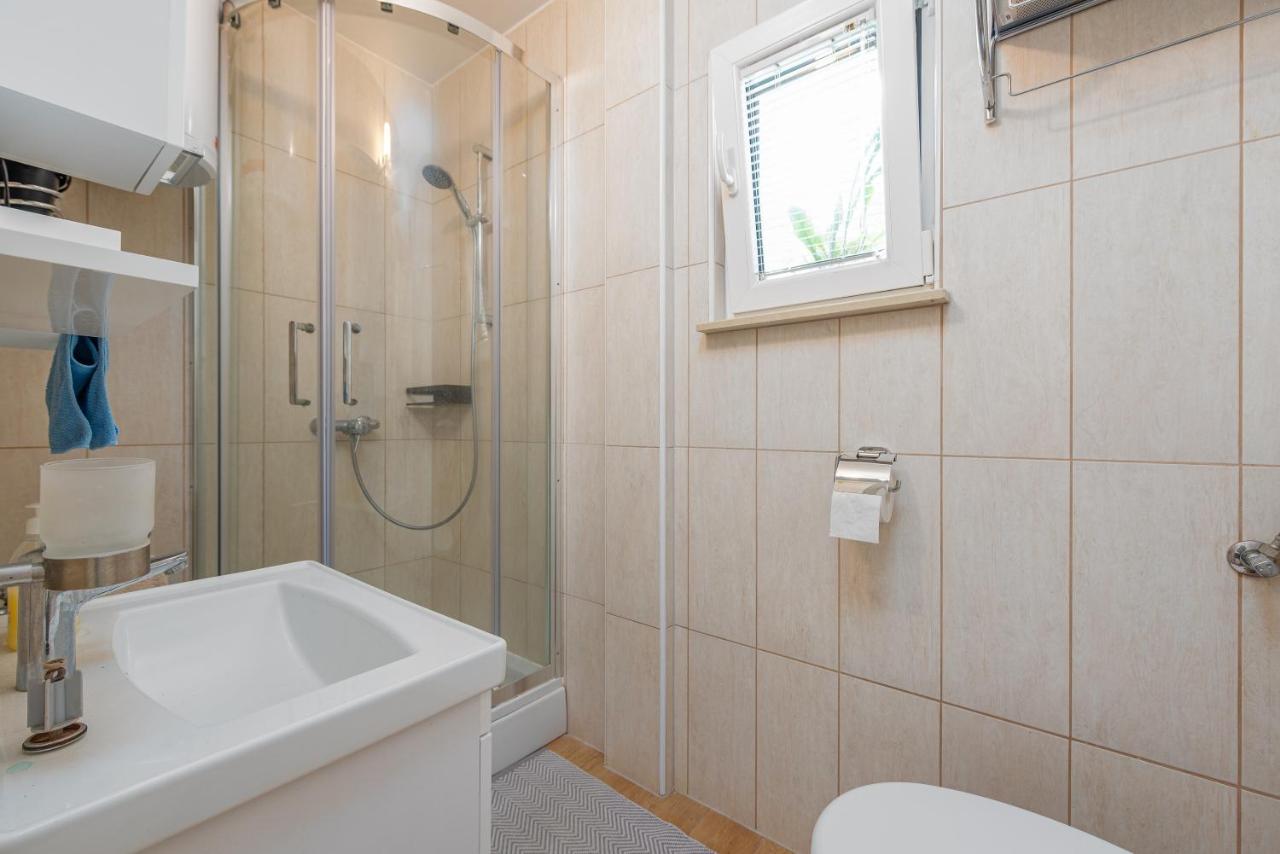 Bungalow-Vir-Zitna - Bed and Breakfast