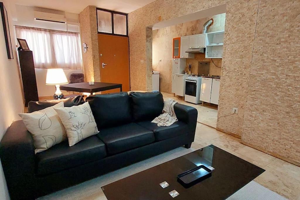 B&B Luanda - Moody & cozy 1br in city center - Bed and Breakfast Luanda