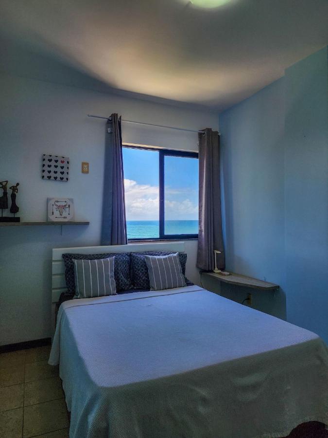One-Bedroom Apartment with Sea View and Balcony