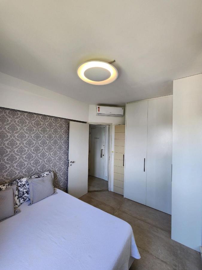 One-Bedroom Apartment with Sea View