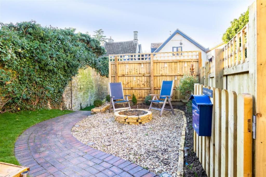 Cotswold Garden Cottage - B&B