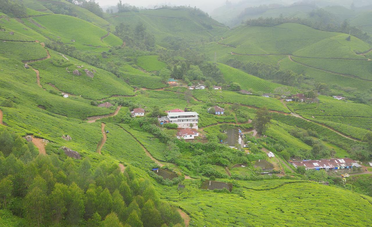 B&B Munnar - 5 Bedroom in Tea Plantation - Bed and Breakfast Munnar