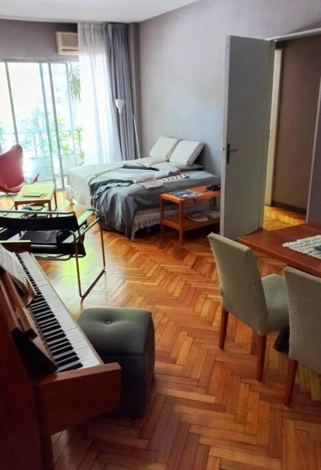 Palermo Chico sobre Av. Libertador Jardin Japonés - Ferienwohnung Buenos Aires