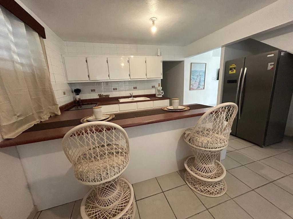 NicoleMary Apartments Parguera - B&B