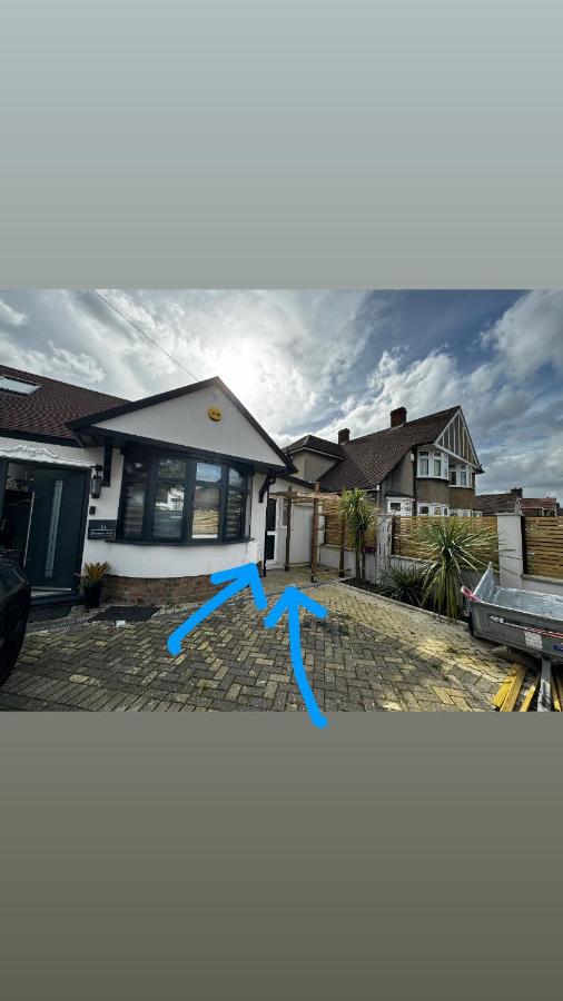 Private One bedroom flat in London - B&B Hanworth