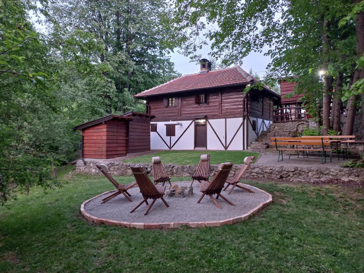 Vikendica Bajka - B&B