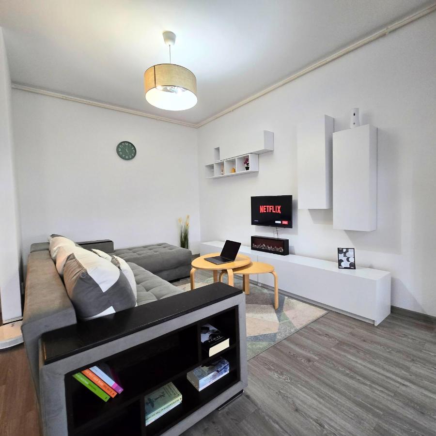 B&B Bucarest - Apartment "Solar 48", Private Parking, One Bedroom - Bed and Breakfast Bucarest
