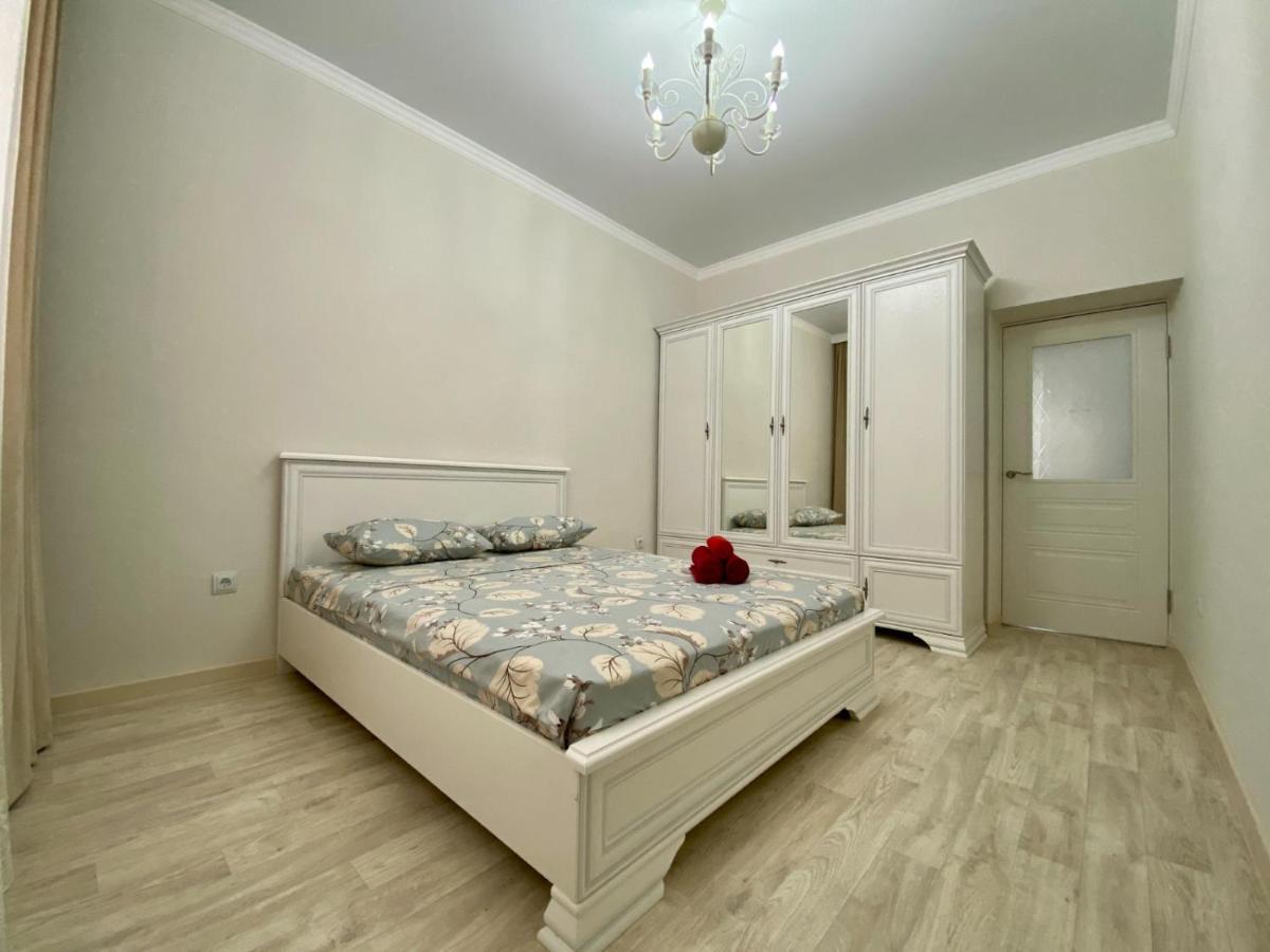 B&B Aqtöbe - мкр Алтын Орда 2х квартира - Bed and Breakfast Aqtöbe