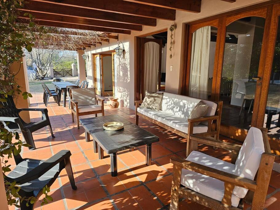 Espaciosa y cálida en medio de gran parque - B&B