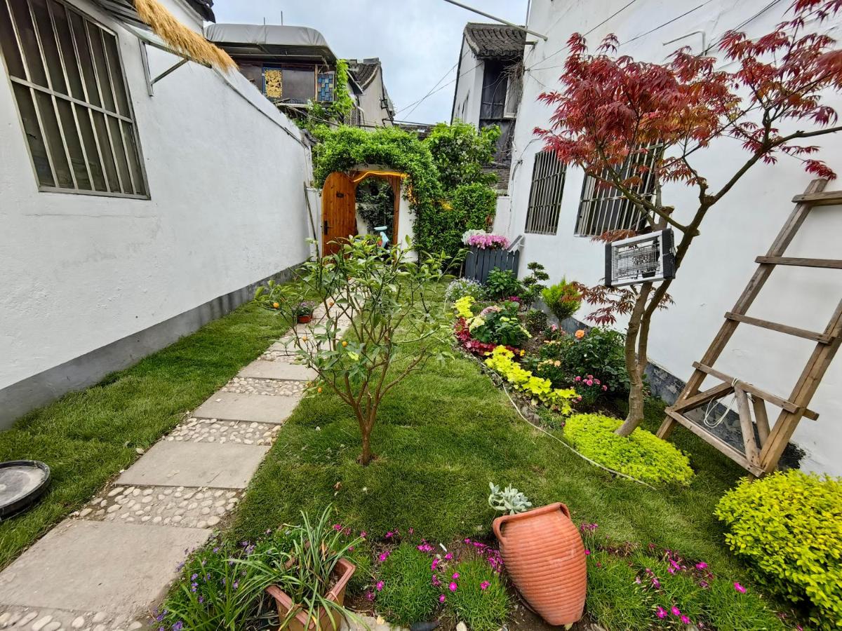 小喜屋（美周路店） - Bed and Breakfast Qingpu