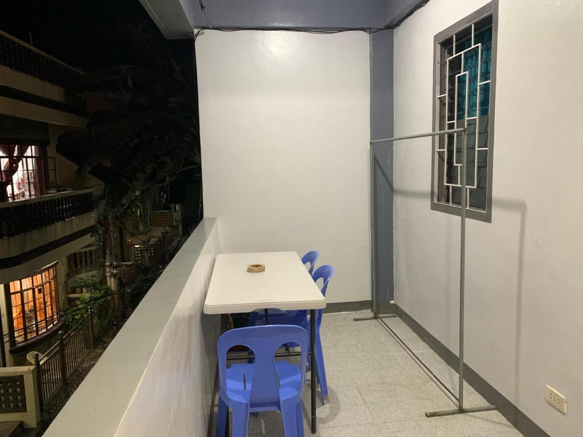 Romblon Transient House 2nd Floor - B&B