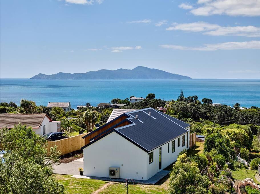 B&B Wellington - Tranquility on the Hill Outdoor Bath 30 mins to city by train or car - Bed and Breakfast Wellington