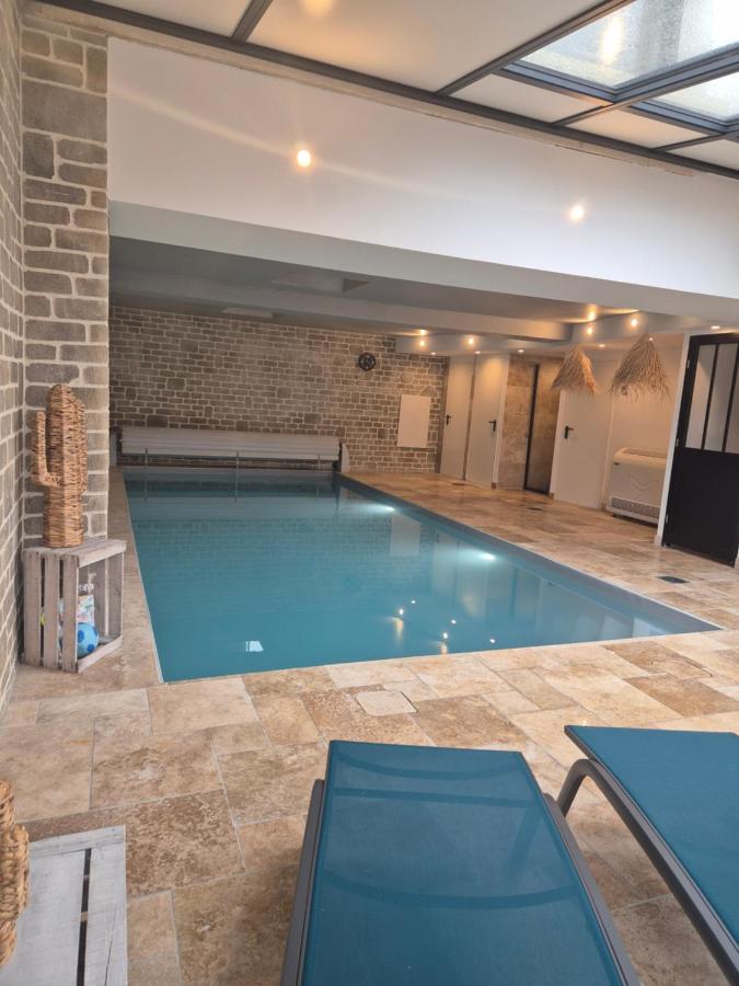 B&B Escoville - Villa avec piscine intérieure proche des plages du debarquement - Bed and Breakfast Escoville