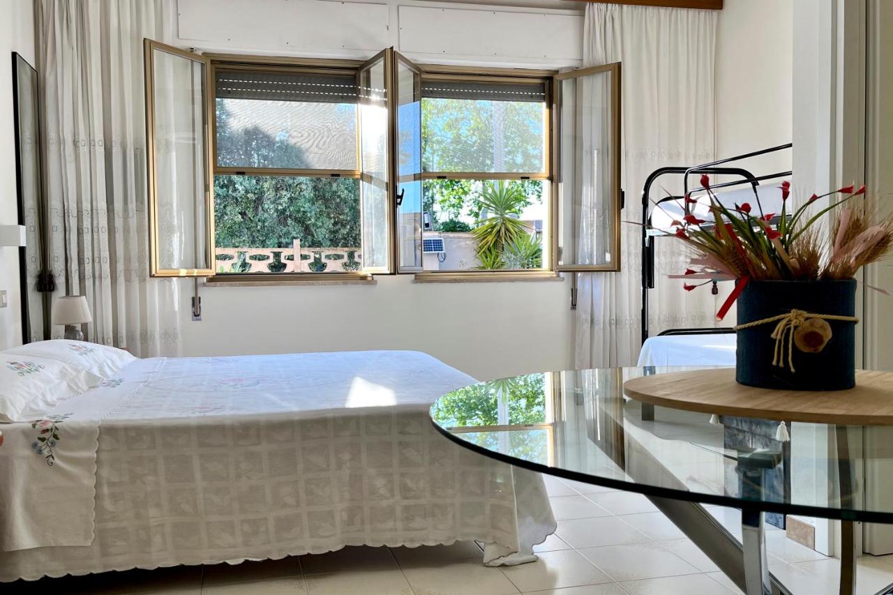 Gocciadoro guest apartment - B&B Solanas