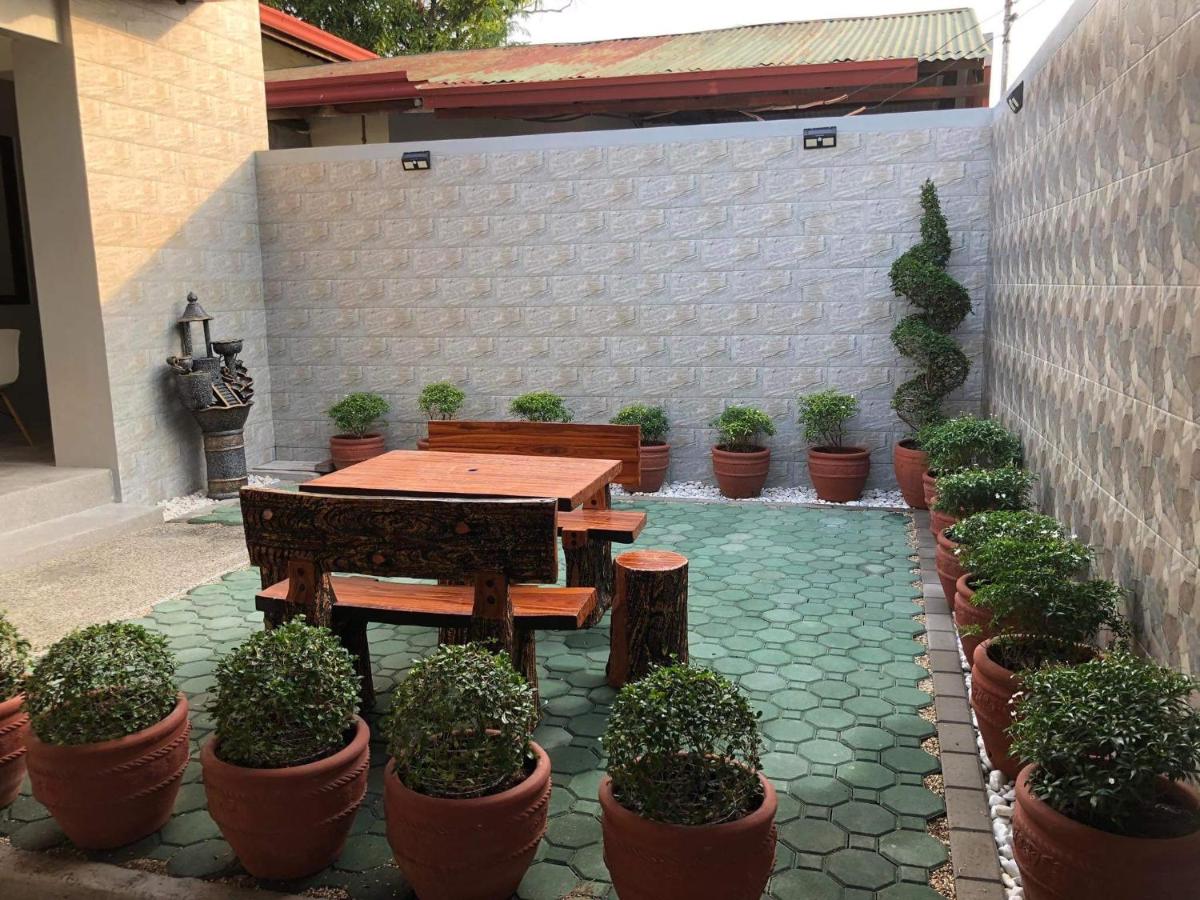 3-Bedroom bungalow in San Fernando Pampanga - B&B San Fernando