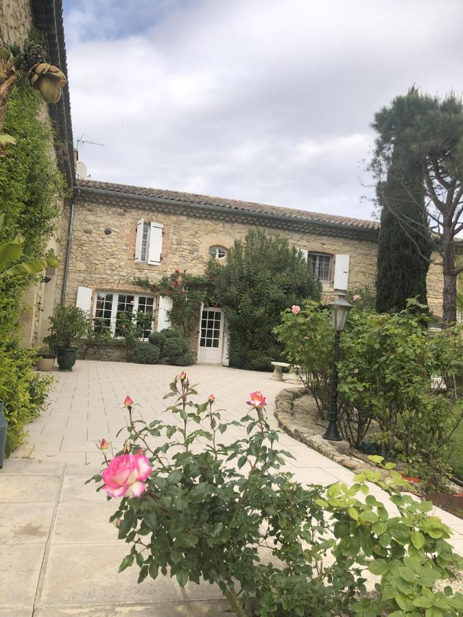 Le mas du mûrier - Portes de Provence - Mas de 1890 rénové avec climatisation - Ferienwohnung