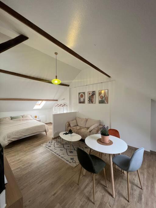 Studio confortable et fonctionnel proche gare - Bed and Breakfast Méru