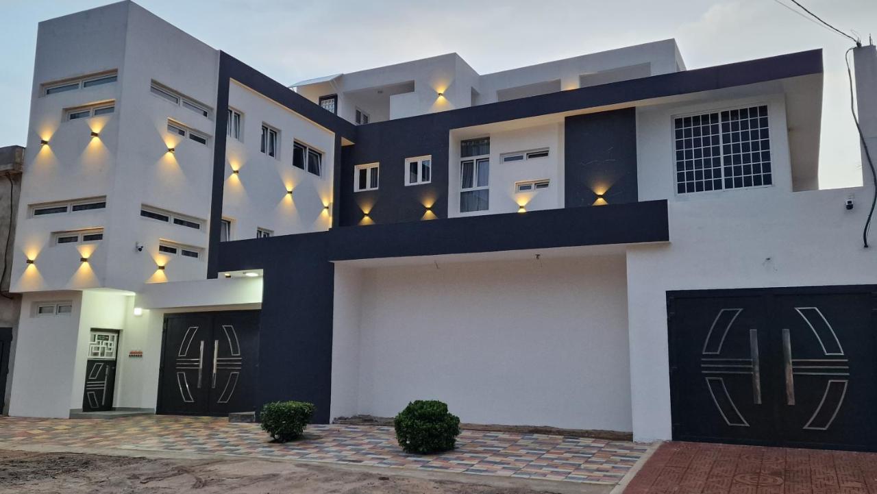 InL Studios - B&B