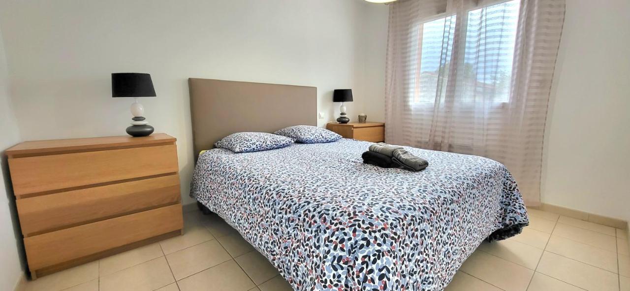 Logement thermale et de tourisme Les Acacias 1 - B&B