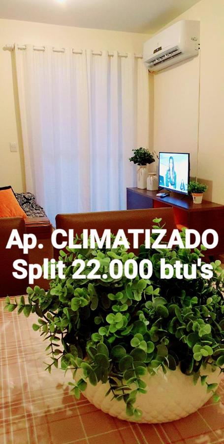 B&B Criciúma - Apartamento TOP em CRICIÚMA-SC - ótimo CUSTO-BENEFÍCIO - Cozinha completa - Cama Box - WiFI - Smart TV - Apps YouTube - NetFlix - Amz Prime - Garagem - Portaria 24h - Lugar sossegado e arborizado - Acomoda até 5 pessoas - Bed and Breakfast Criciúma