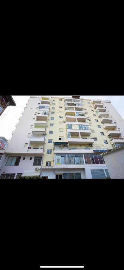 George Luxury Apartment Vlore - B&B