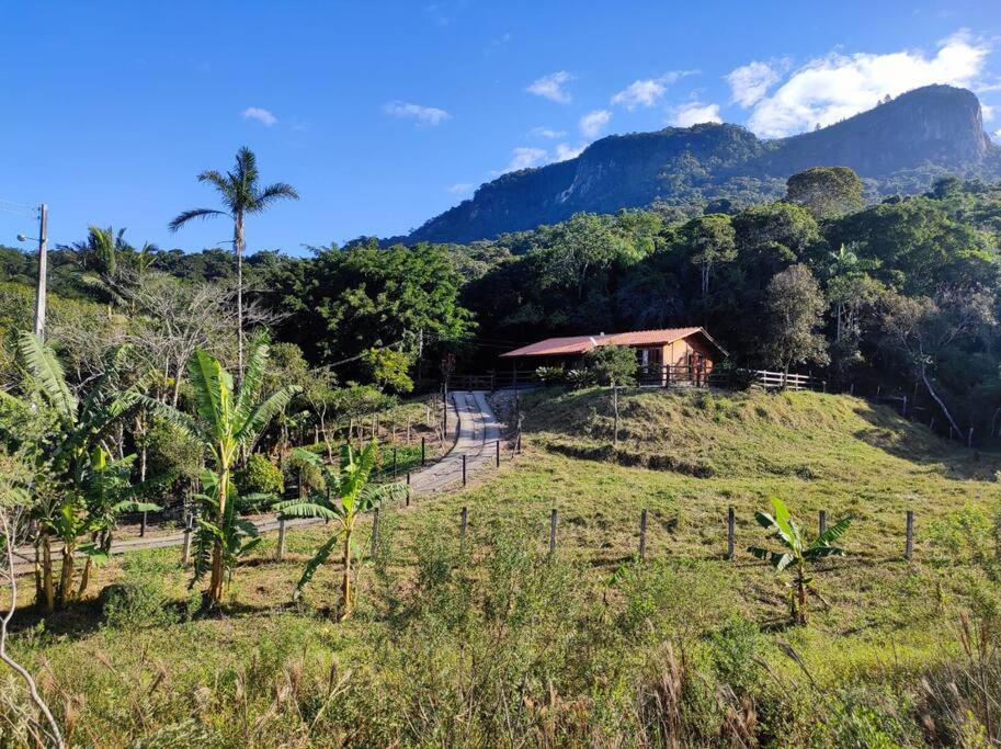 Casa de campo na cidade - Chambres d’hôtes