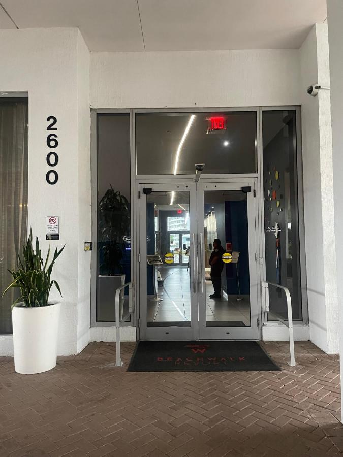 Beachwalk condo resort - Chambres d'hôtes Hallandale Beach