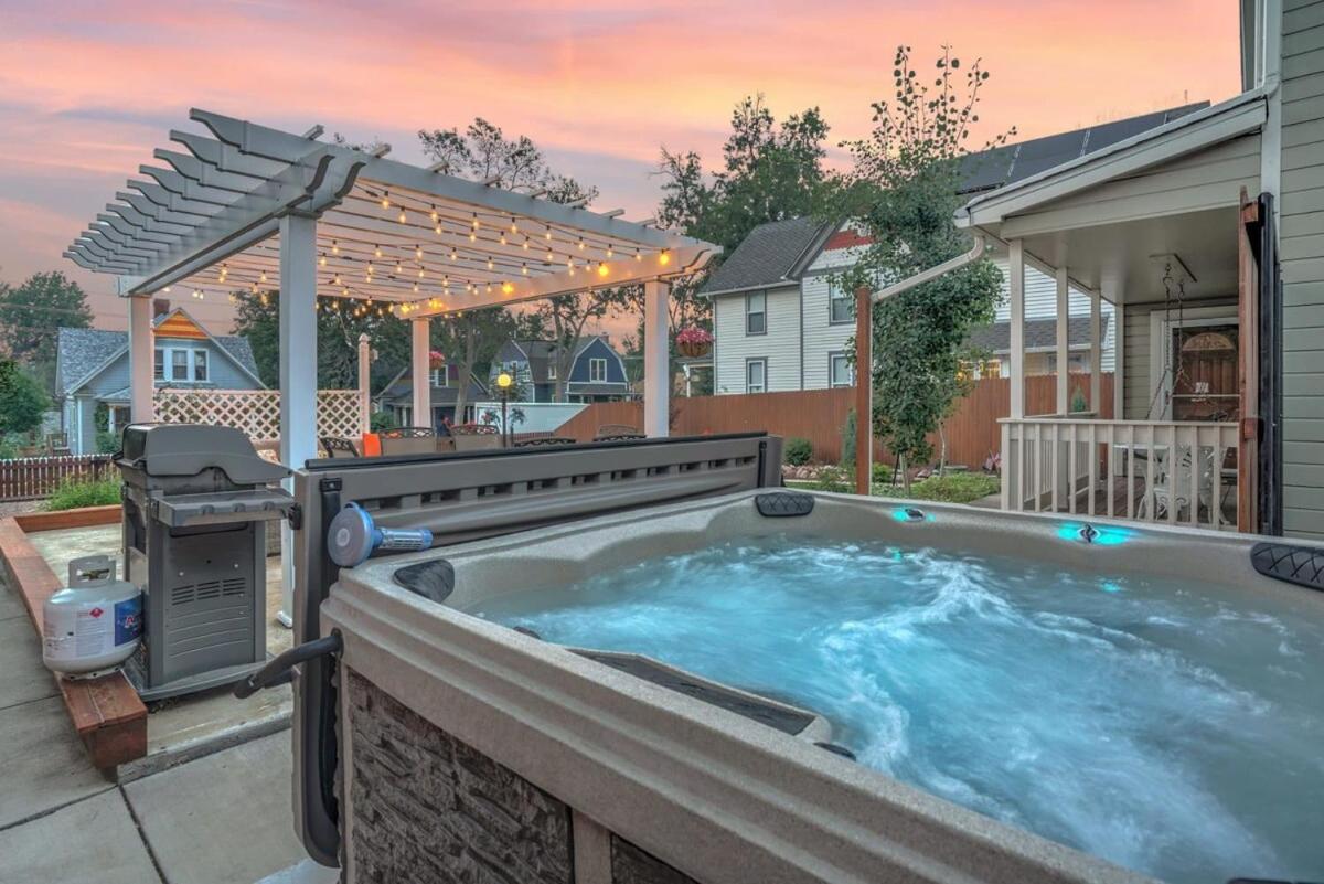 3BR DOWNTOWN - NEW Hot Tub - Olympic Training Center - Ferienwohnung
