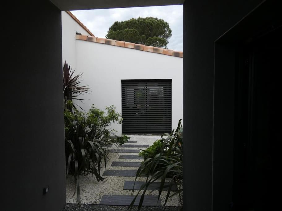 Villa moderne avec piscine - Ferienwohnung