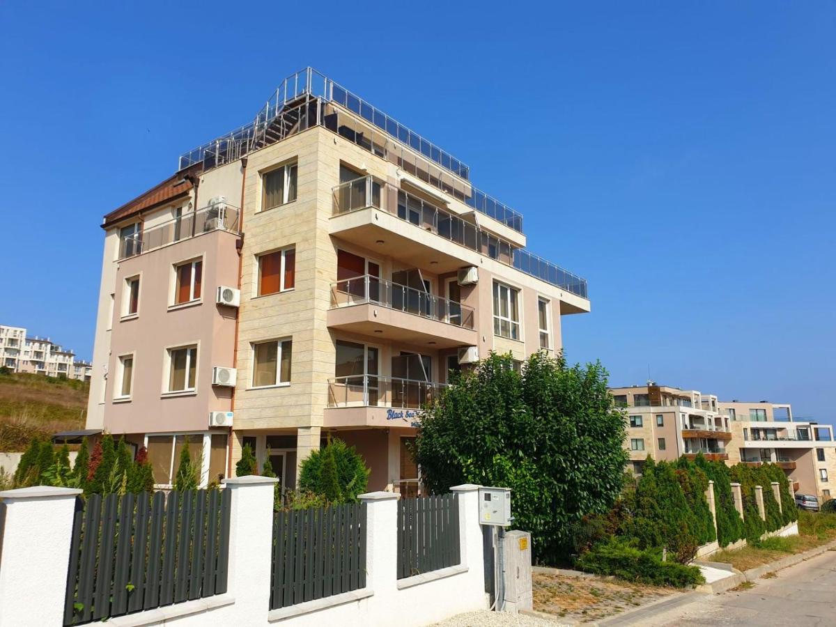 Black Sea Breeze Apartment No 3 - B&B