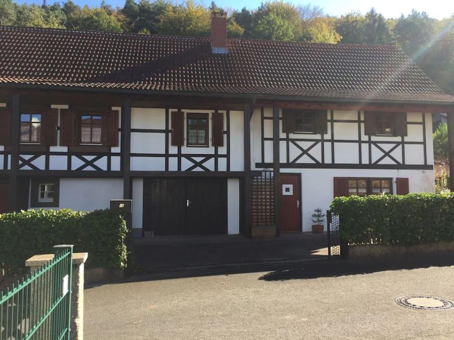 B&B Gebüg - Ferienwohnung am Maimont - Bed and Breakfast Gebüg