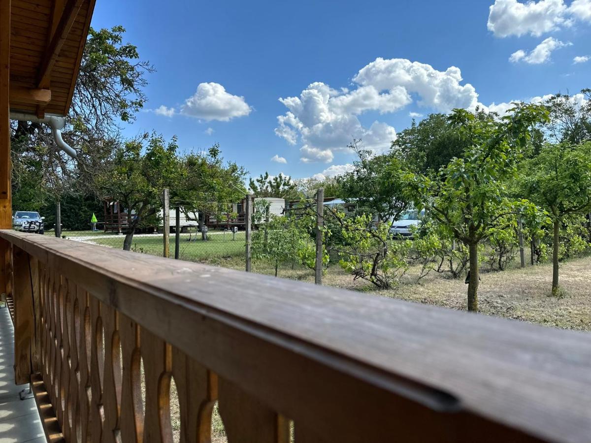 Thermal Garden Vendégház - B&B Tiszakécske