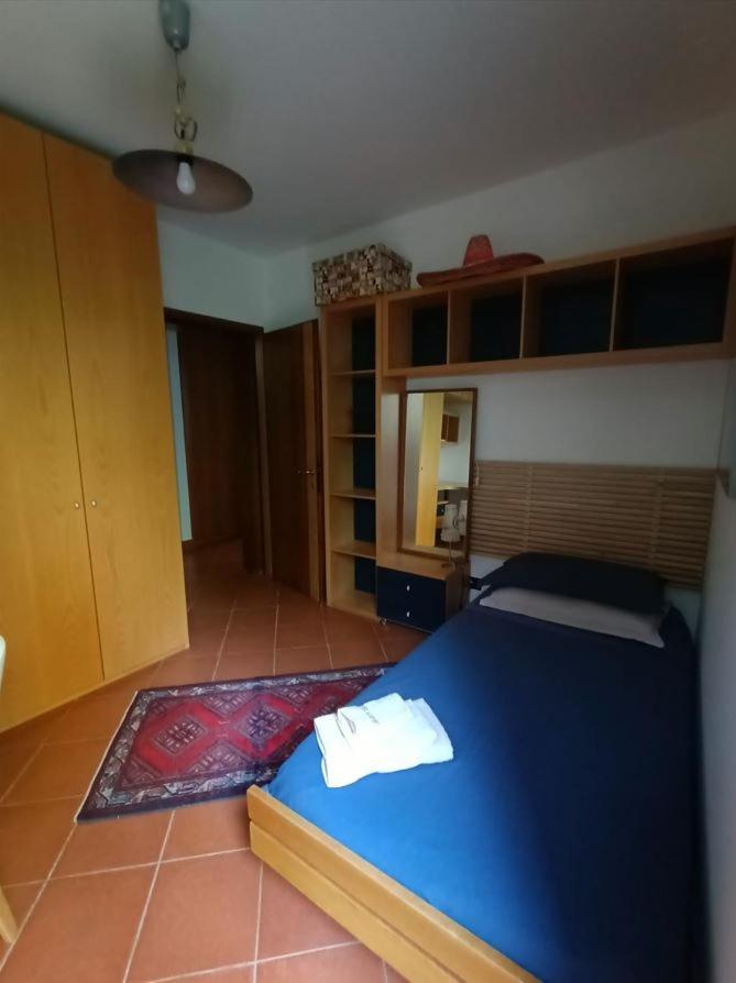 Single Room with Shared Bathroom