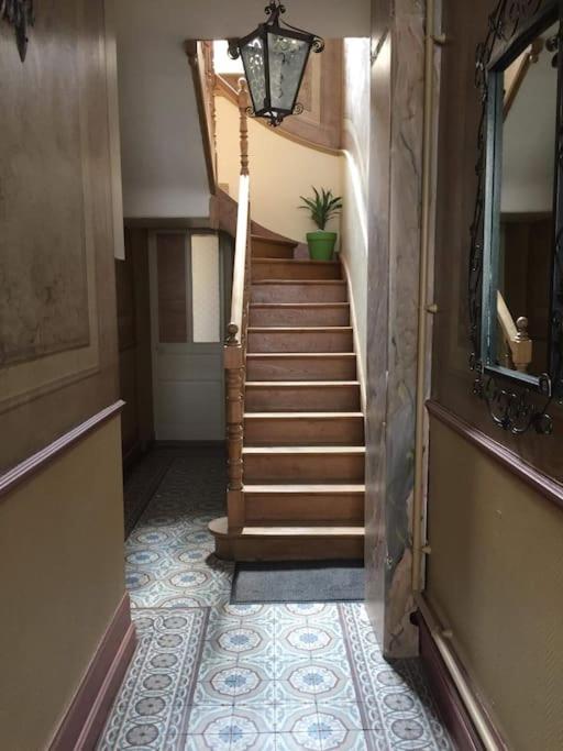 Appartement lumineux 1er étage - B&B