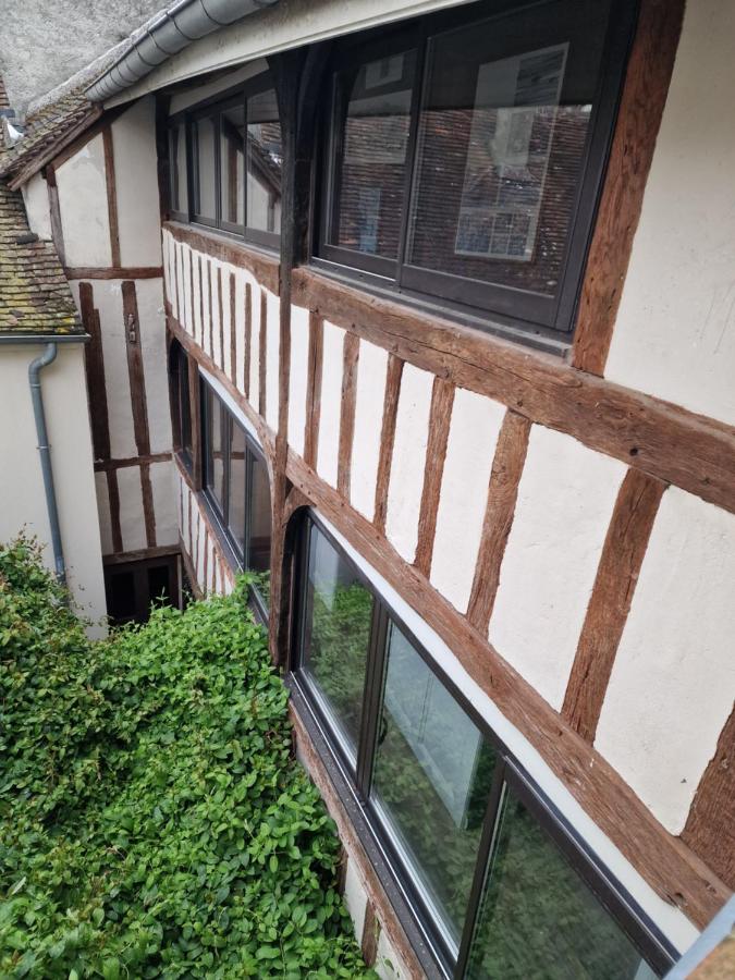 Les 9 Portes Coulommiers - B&B