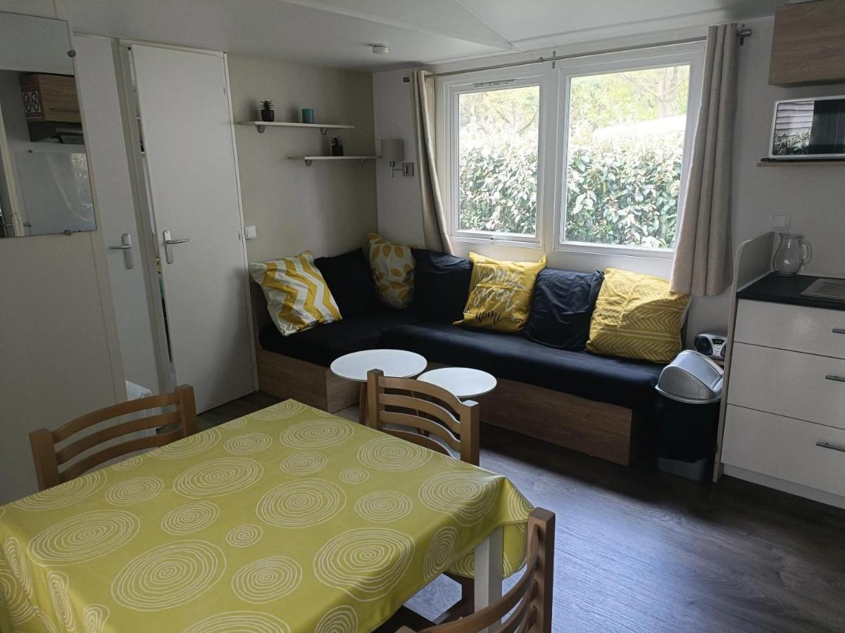 B&B Saint-Brevin-les-Pins - Bungalow de 3 chambres a Saint Brevin les Pins a 300 m de la plage avec piscine partagee terrasse amenagee et wifi - Bed and Breakfast Saint-Brevin-les-Pins