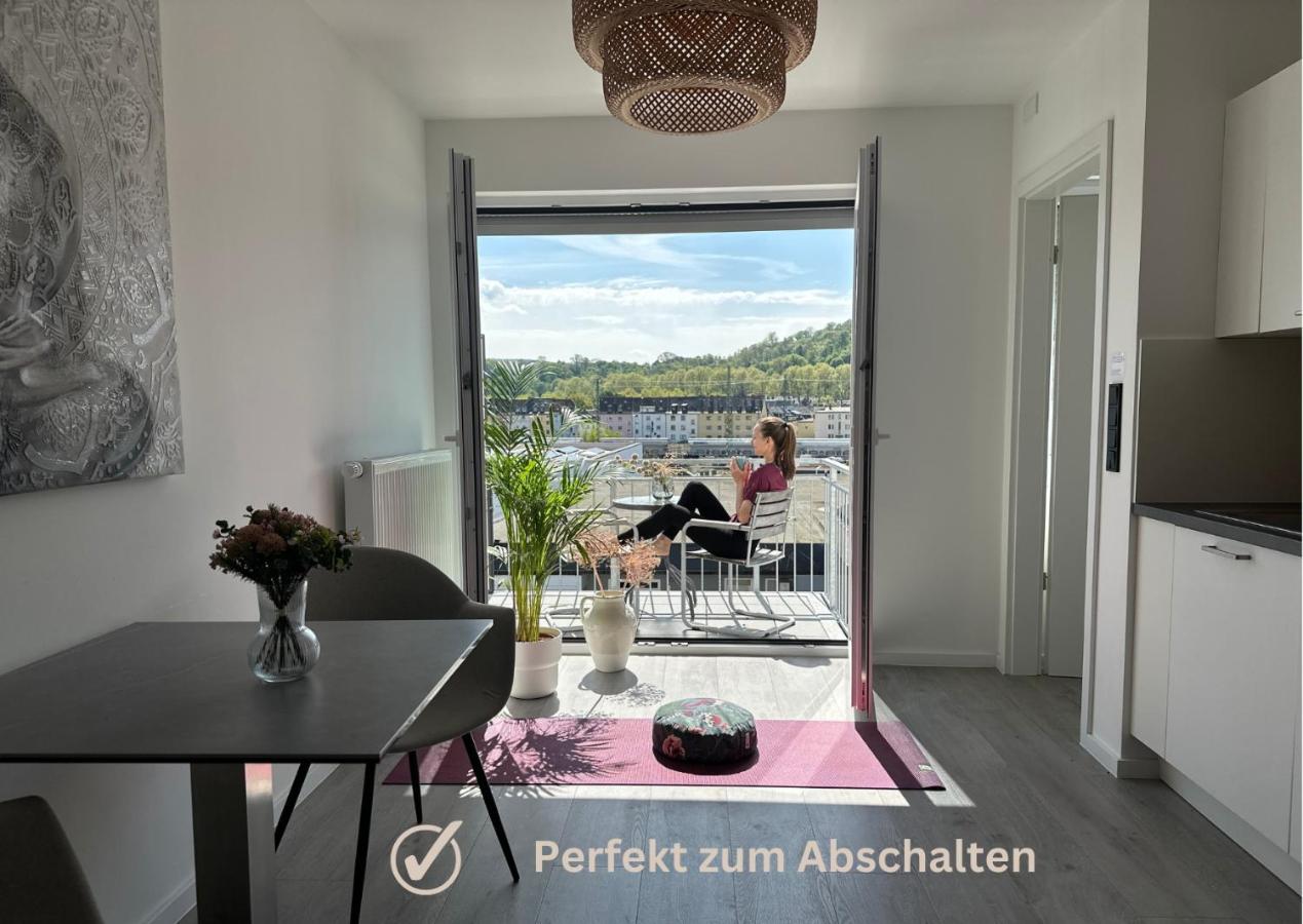 Buddha Apartment - stadtnah, Balkon, Parkplatz, E-Ladestation für Autos & Fahrräder, Fitnessstudio - Chambres d'hôtes Coblence