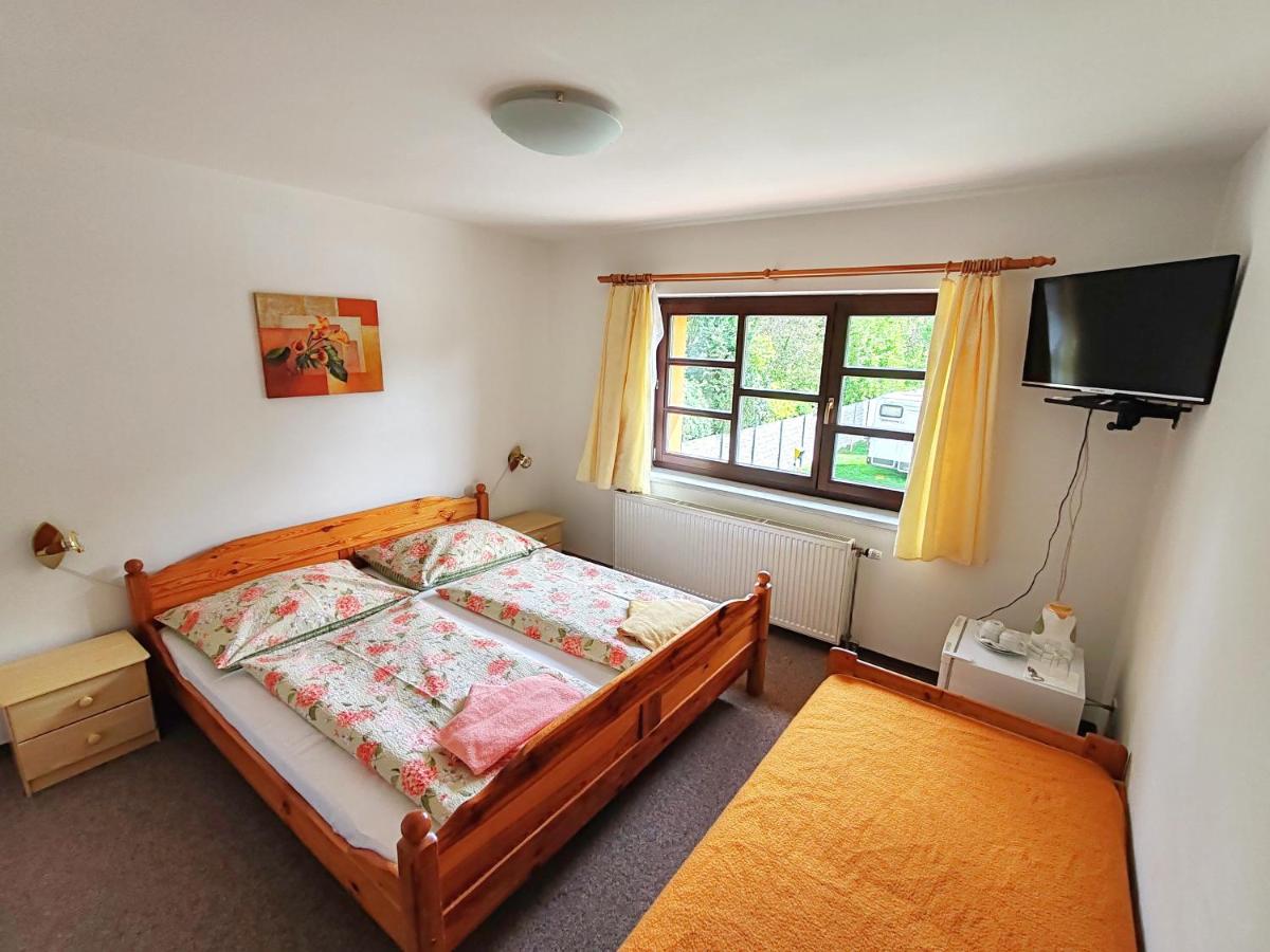 Dreibettzimmer