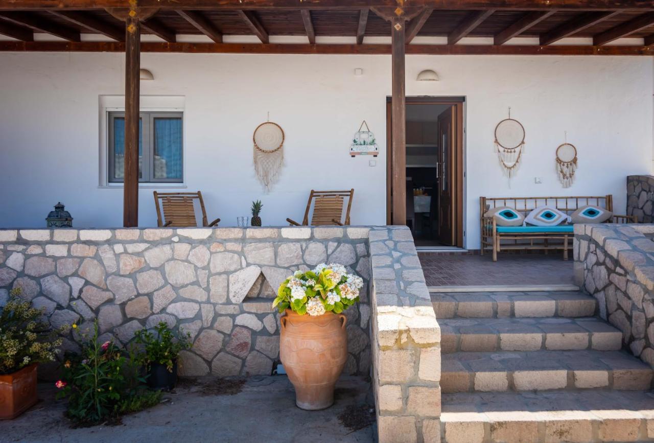 Dreamcatcher Apartments Milos - Bed and Breakfast