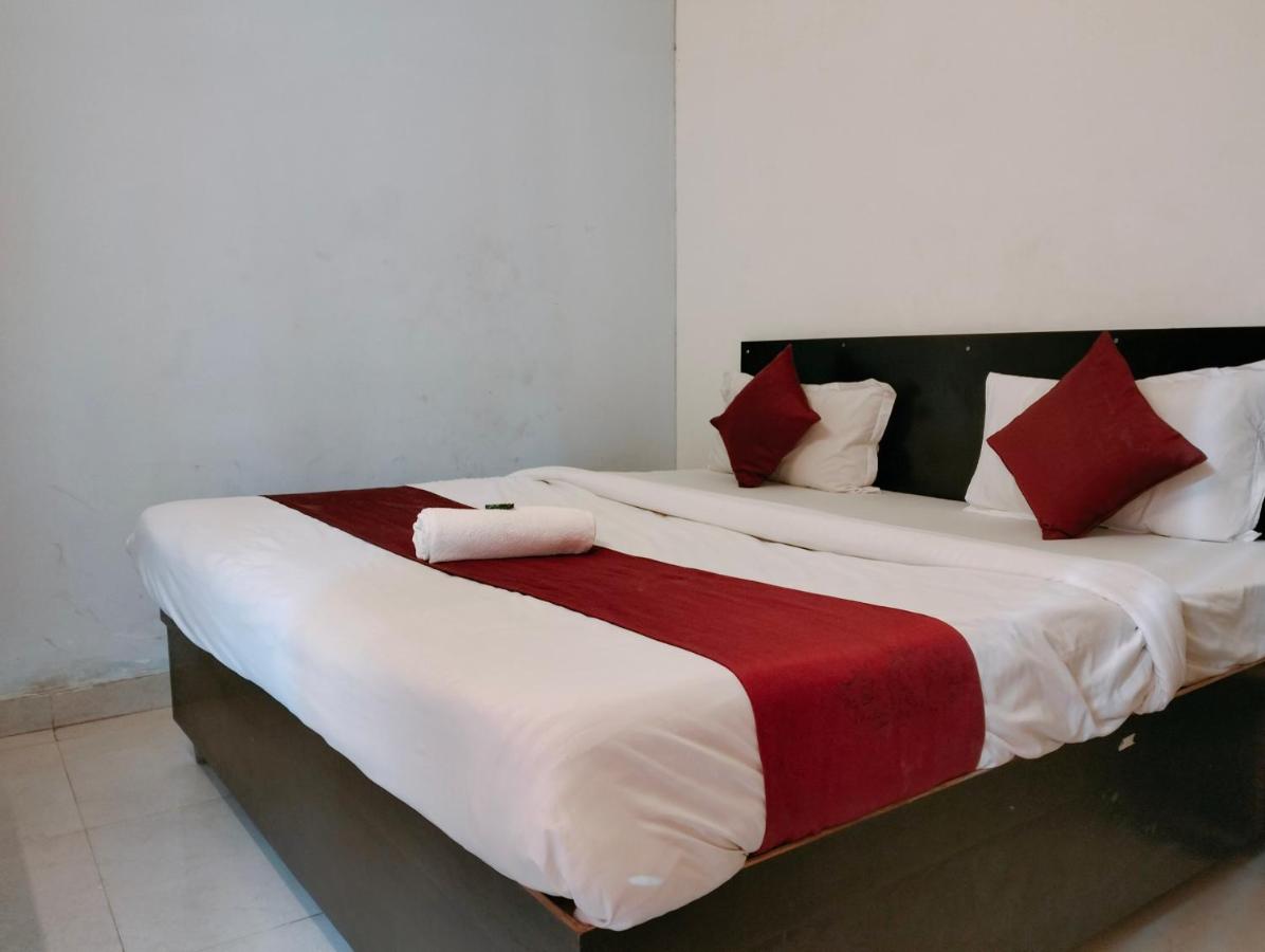 B&B Lucknow - The Champ Palace - Bed and Breakfast Lucknow