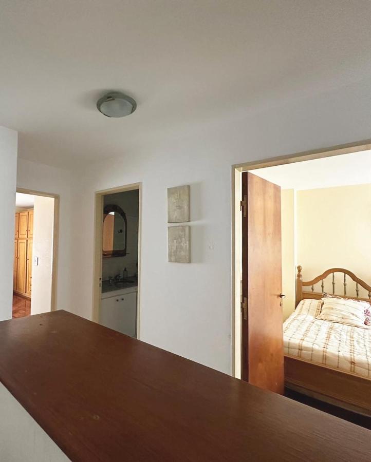 Appartamento con 2 Camere da Letto, Balcone e Terrazza