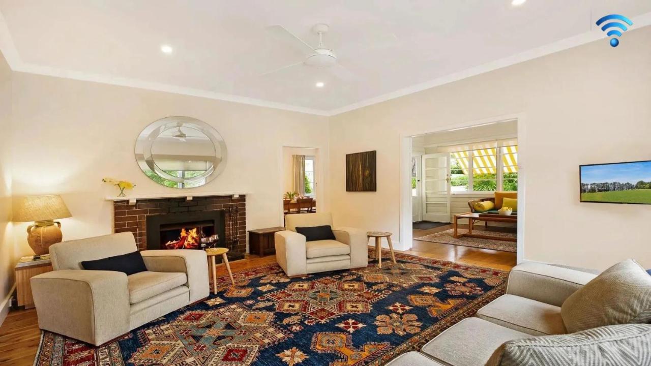 B&B Bowral - Canary Cottage - Bed and Breakfast Bowral