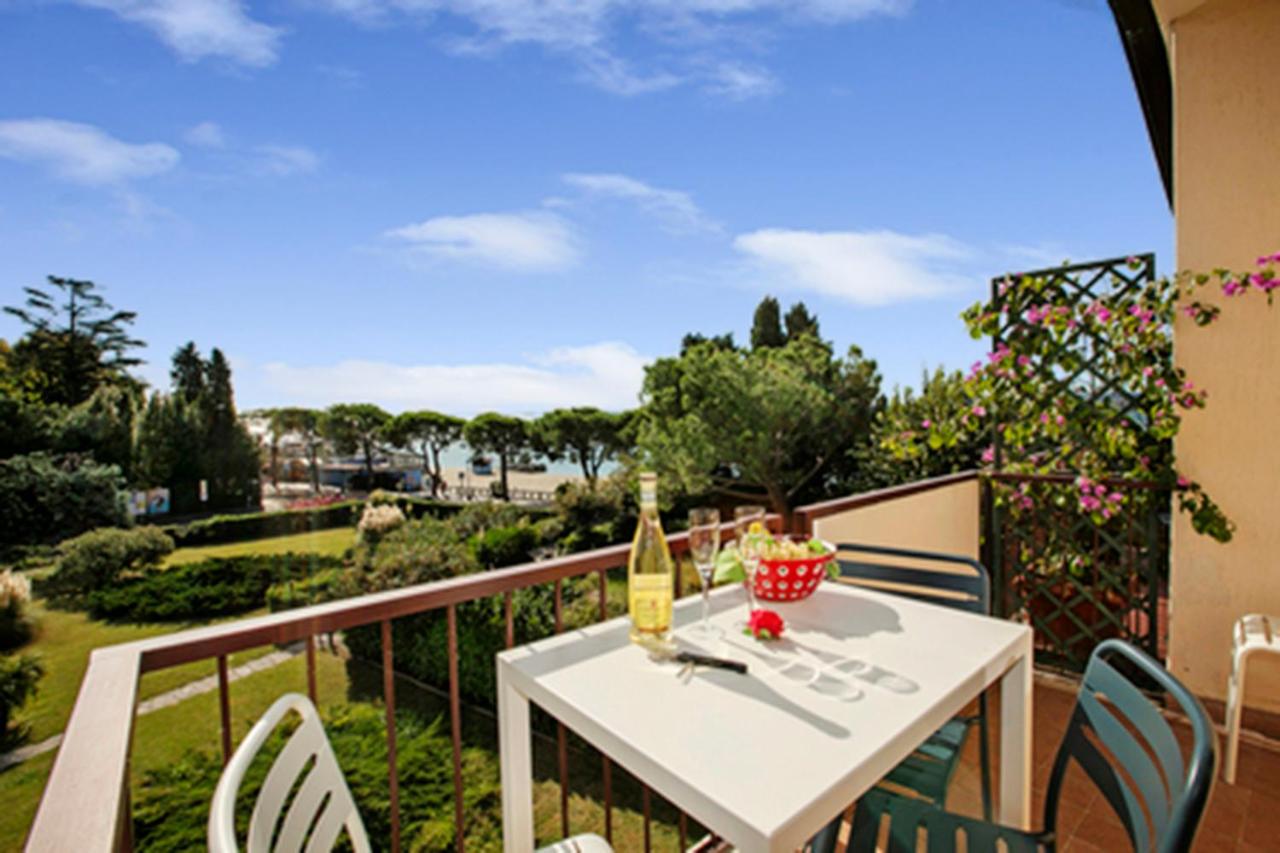 B&B Toscolano-Maderno - Appartament Spiaggia Azzurro lake view - Happy Rentals - Bed and Breakfast Toscolano-Maderno