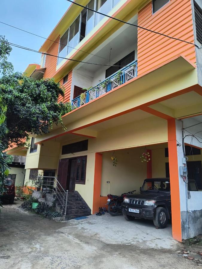 B&B Guwahati - Comfort Family Homestay - Bed and Breakfast Guwahati