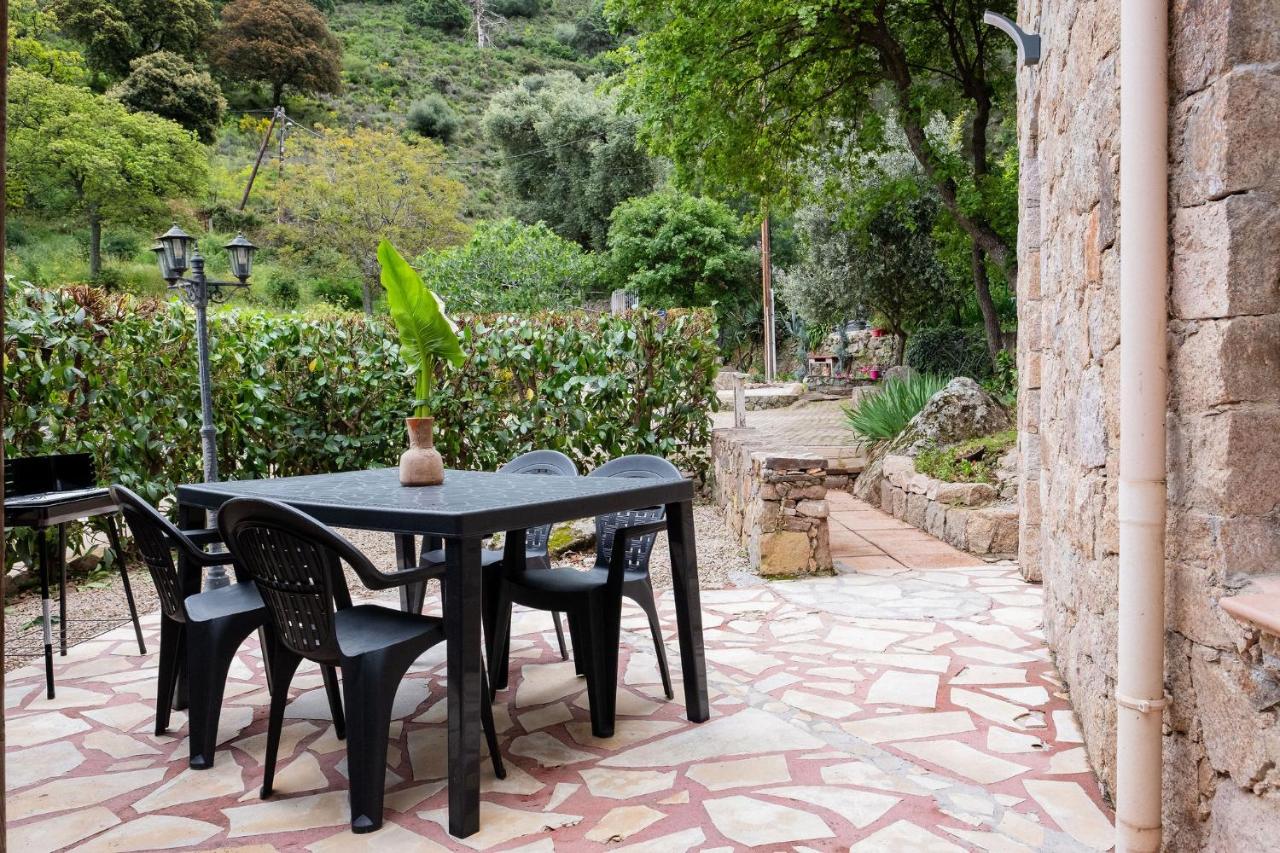 B&B Calenzana - Apparemment départ GR20 - Bed and Breakfast Calenzana