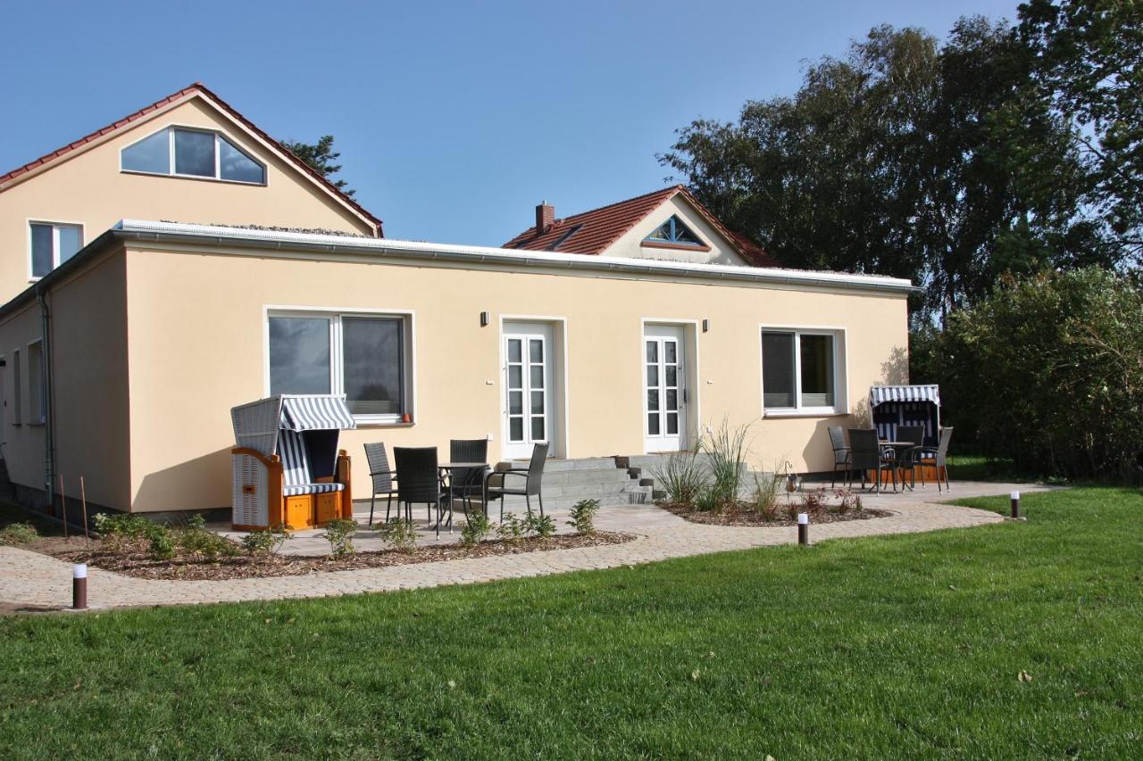 B&B Ostseebad Nienhagen - Landhaus PHILIPP - Ruhe & Meer - Bed and Breakfast Ostseebad Nienhagen