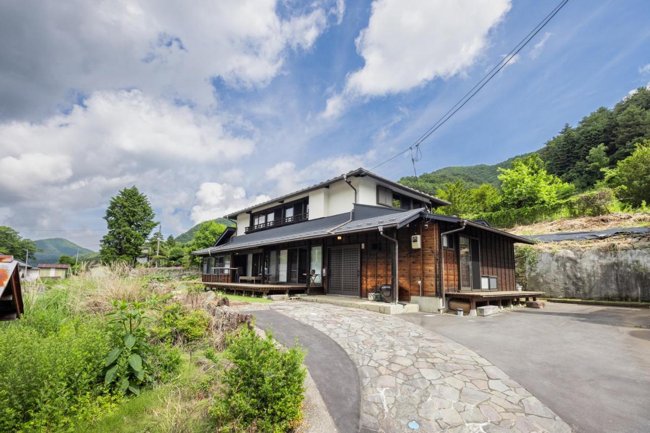 リノベーション済み古民家自然に囲まれた癒しの空間bamboo河口湖 - B&B Ōishi