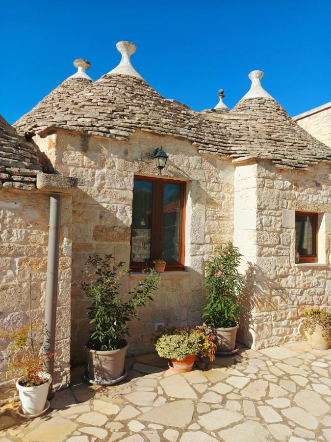 Trullo with private patio
